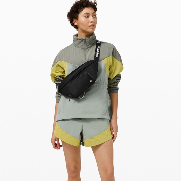 ❤️ Lululemon The Rest is Written Belt Bag 3L - Picture 3 of 11